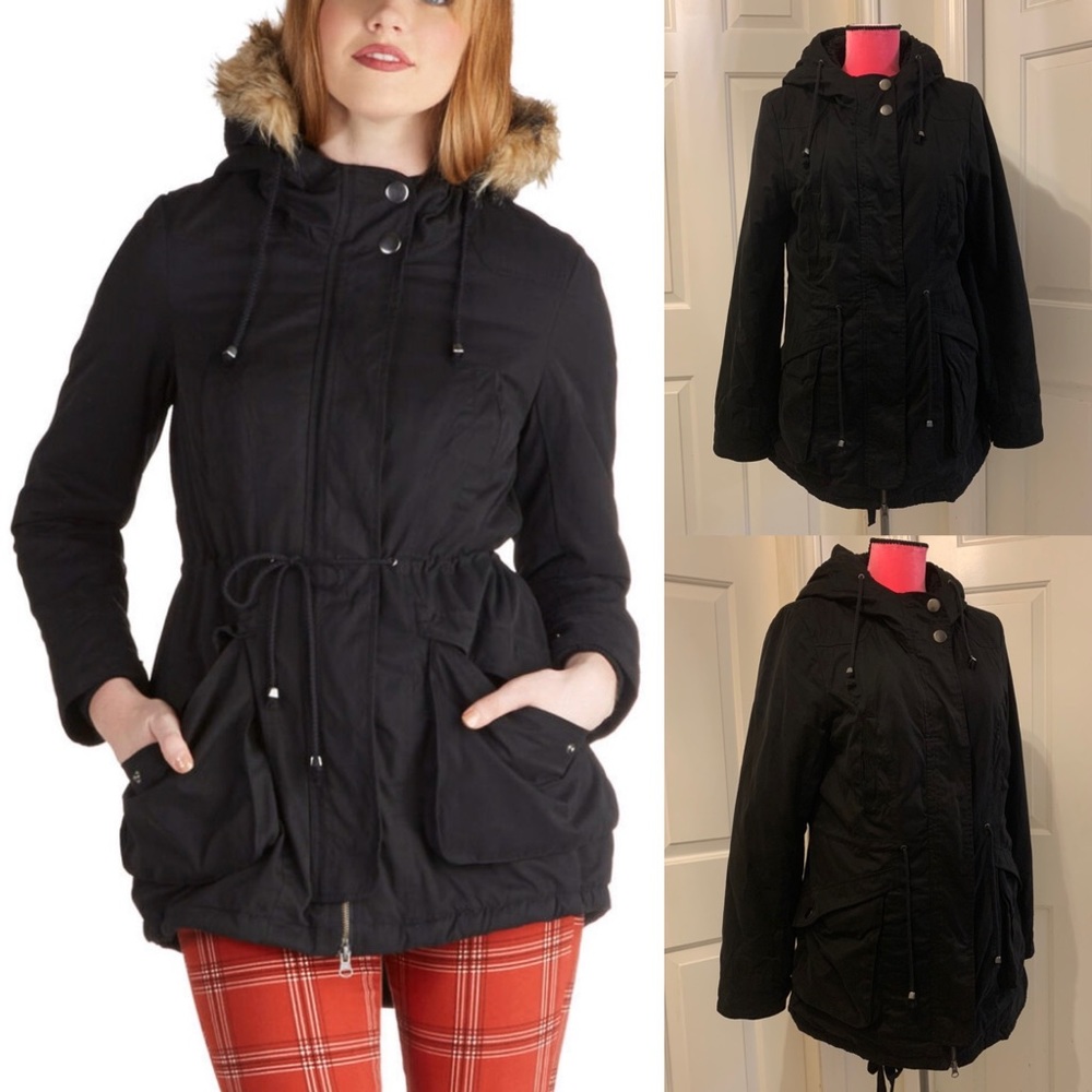 Tulle fishtail anorak coat